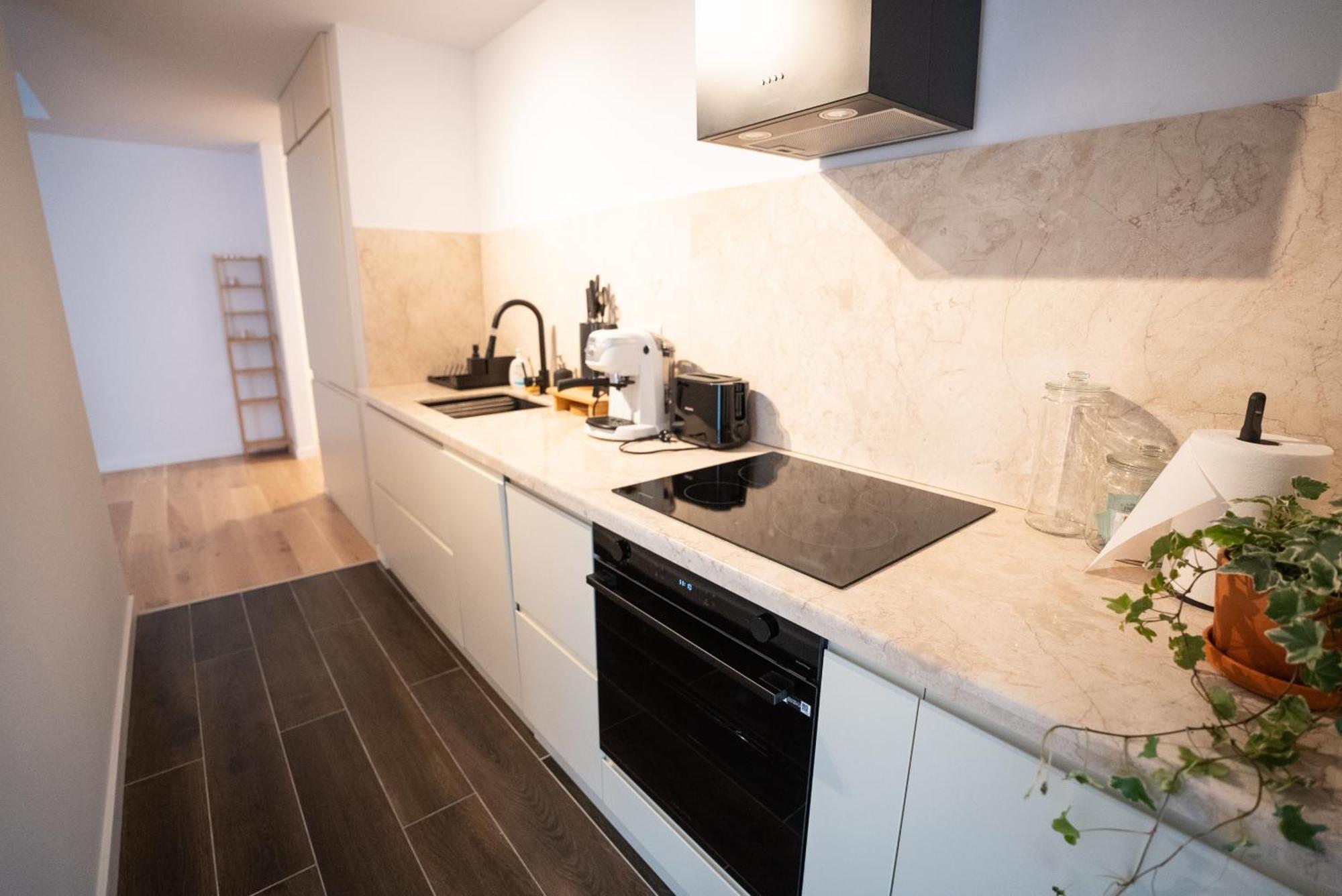 The Level Sanctuary: Free Parking & Netflix Apartment Bucureşti Exterior foto